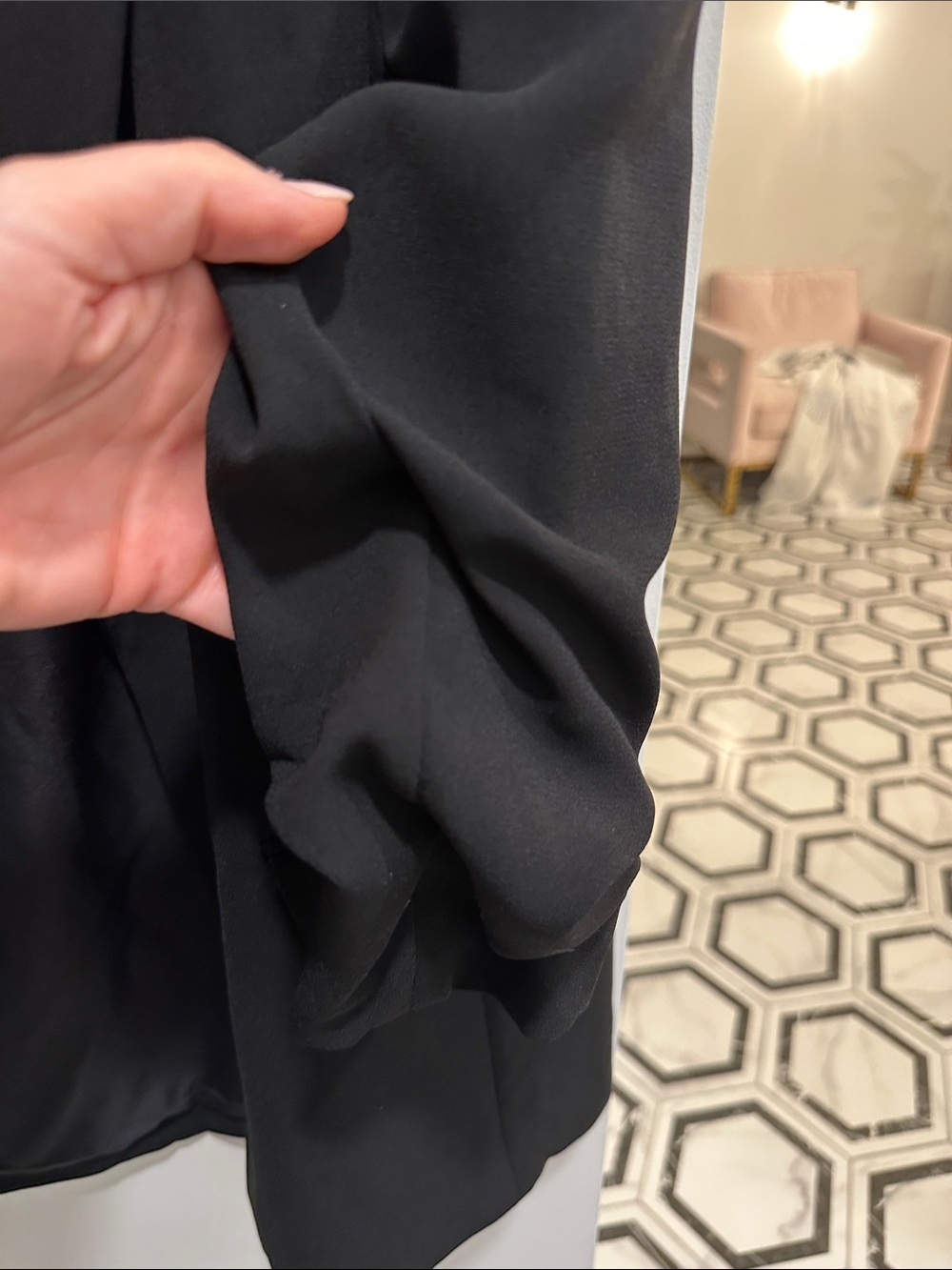 H&M Black Open-Front Relaxed Blazer - Picture 4 of 5